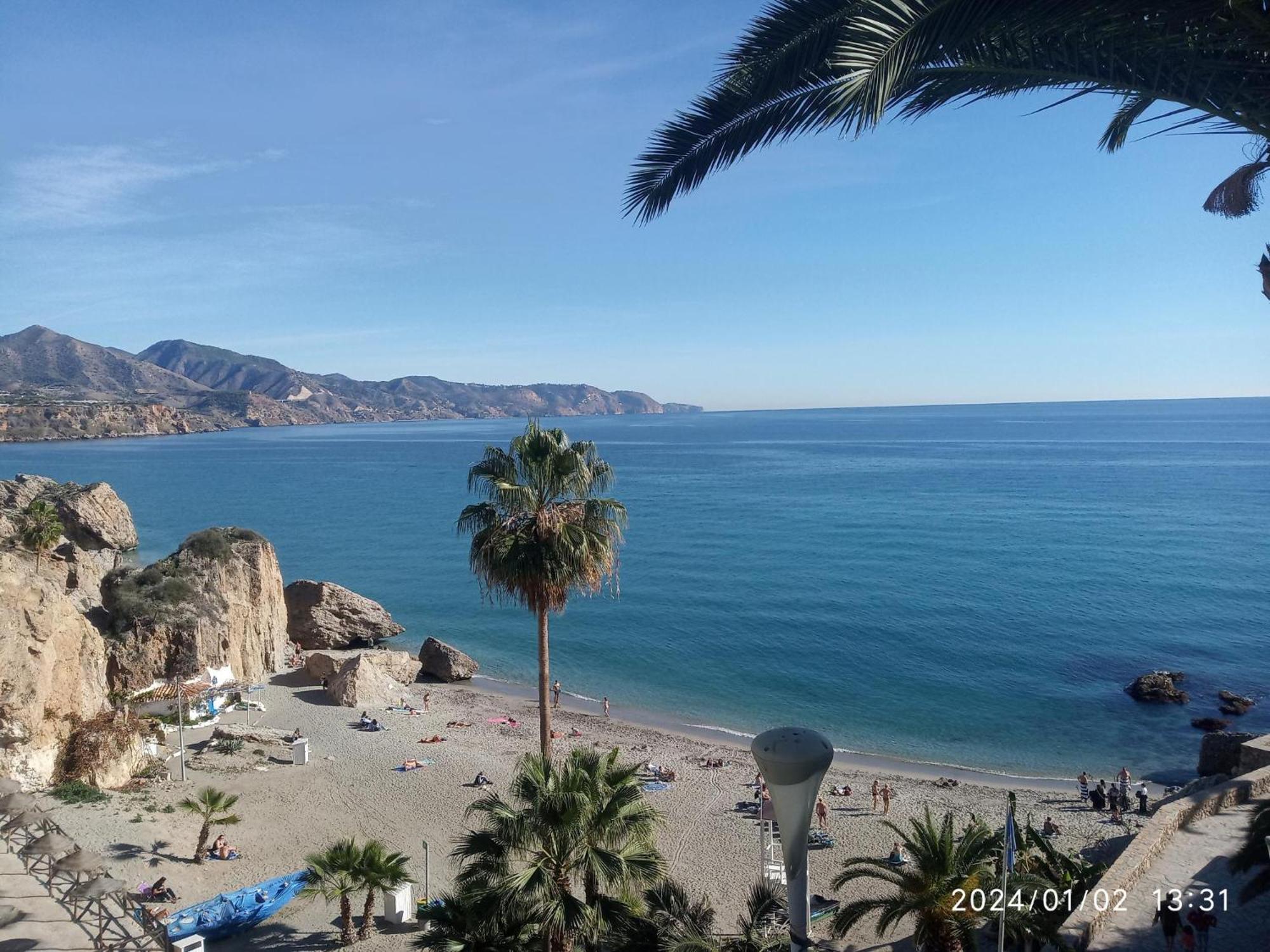 Apartamento Centro Nerja Proxi Playas Екстер'єр фото