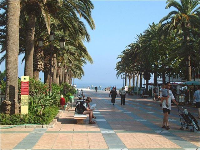 Apartamento Centro Nerja Proxi Playas Екстер'єр фото